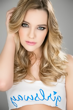 Sexy Girlsway Star Kenna James