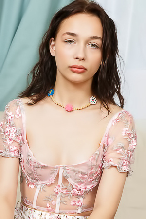 Amateur Lucia Grace Playing With Pink Vibe