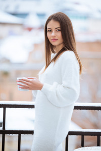 Hilary C Lifts Her Cashmere Sweater To Expose Her Perfect Ass