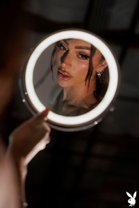 Sisi Rose Absolutely Sexy Brunette In White Boots