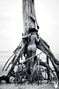 Top Blonde Babe Andressa Ribiero As Miss January 2011 For Playboy Brazil