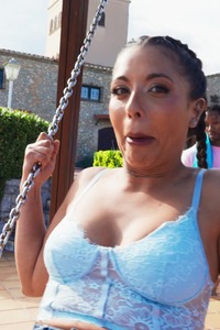 Horny Hiba Hakimi Enjoys Jesus Reyes Push, Then Sucks And Fucks Behind A Hedge In The Garden
