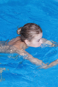 Claire Shelty Nude Girl Gallery Getting Wet