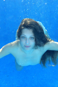 Talia Mint By The Pool
