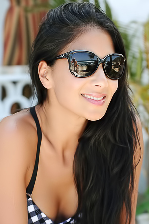 Nicole Scherzinger On The Beach