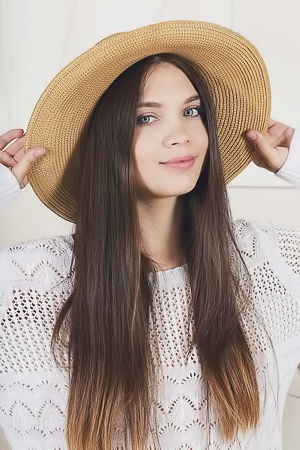 MetArt presents Adriana Fawn - Hotty Hat