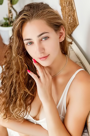 MetArt presents Rene Soleil - Presenting Rene Soleil