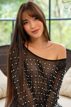 'Latina Booty' with Vanesa Alvarez via Bella Club