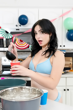 Evie Christian | Cheating With Ex At Party | Kitchen Titty Fuck