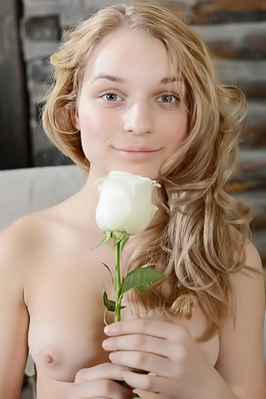 Saska Teases In Panties On Couch With Curly Hair Spread Wide