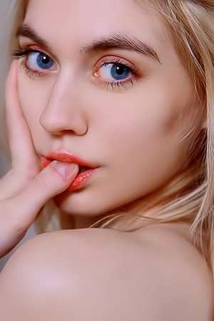Sensual Mia Muse Teases With Spread Legs And Ass Grabbing On A Chair