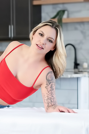 Gypsy Rose Rode The Thick Cock To Her Orgasm