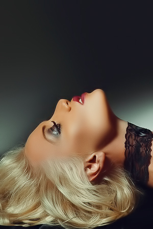 Tamara Asanova Lingerie Flickering Gloves And Choker On Soaked Skin