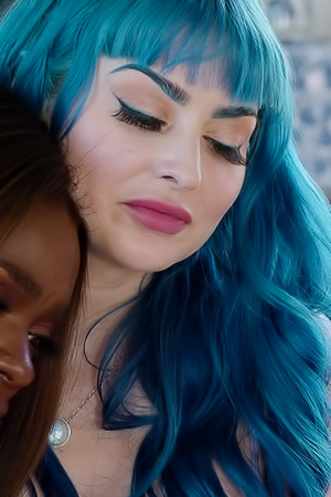 Ana Foxxx Dominates with Pussy Pressing Against Jewelz Blus Yearning Mouth